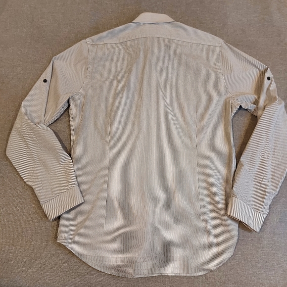 EXPRESS Fitted (Black Pinstripes on White) Dress Shirt - Picture 3 of 10